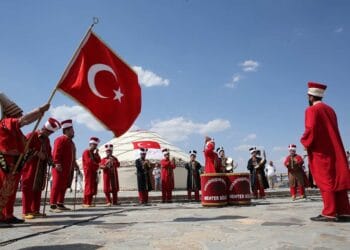 Konya Büyükşehir Mehter Takımı’na Malazgirt’te yoğun ilgi