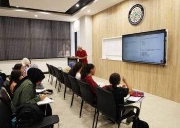 Ali Ulvi Kurucu gençlerin cazibe merkezi oldu