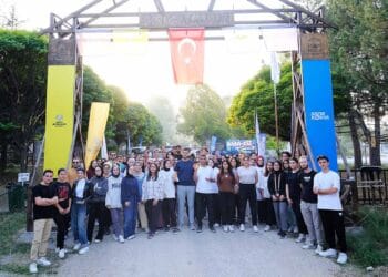 Büyükşehir Gençlik Meclisi günübirlik kamp düzenledi