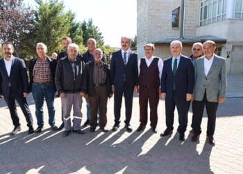 Konya’nın yeni valisi Akın da Cuma Buluşmaları’na katıldı