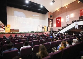 Altay: “Dünyanın ve Türkiye’nin en önemli mimarlık ofisleriyle çalışıyoruz”
