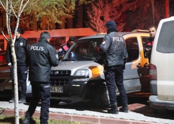 Konya’da ‘dur’ ihtarına uymayan ehliyetsiz sürücüye 98 bin lira para cezası