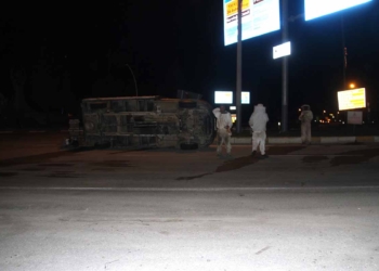 Konya’nın Beyşehir ilçesinde polisler arıların hışmına uğradı
