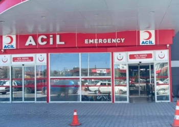 Karapınar’da minibüs 12 yaşındaki çocuğa çarptı