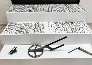 Konya’da tarihi eser operasyonunda 1912 adet sikke ele geçirildi
