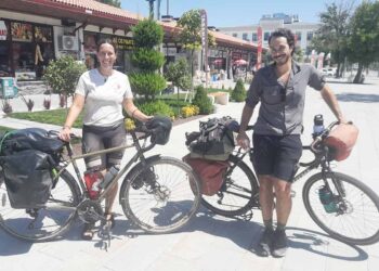 Karapınar’ın misafirperverliği Kanadalı ikiliyi büyüledi