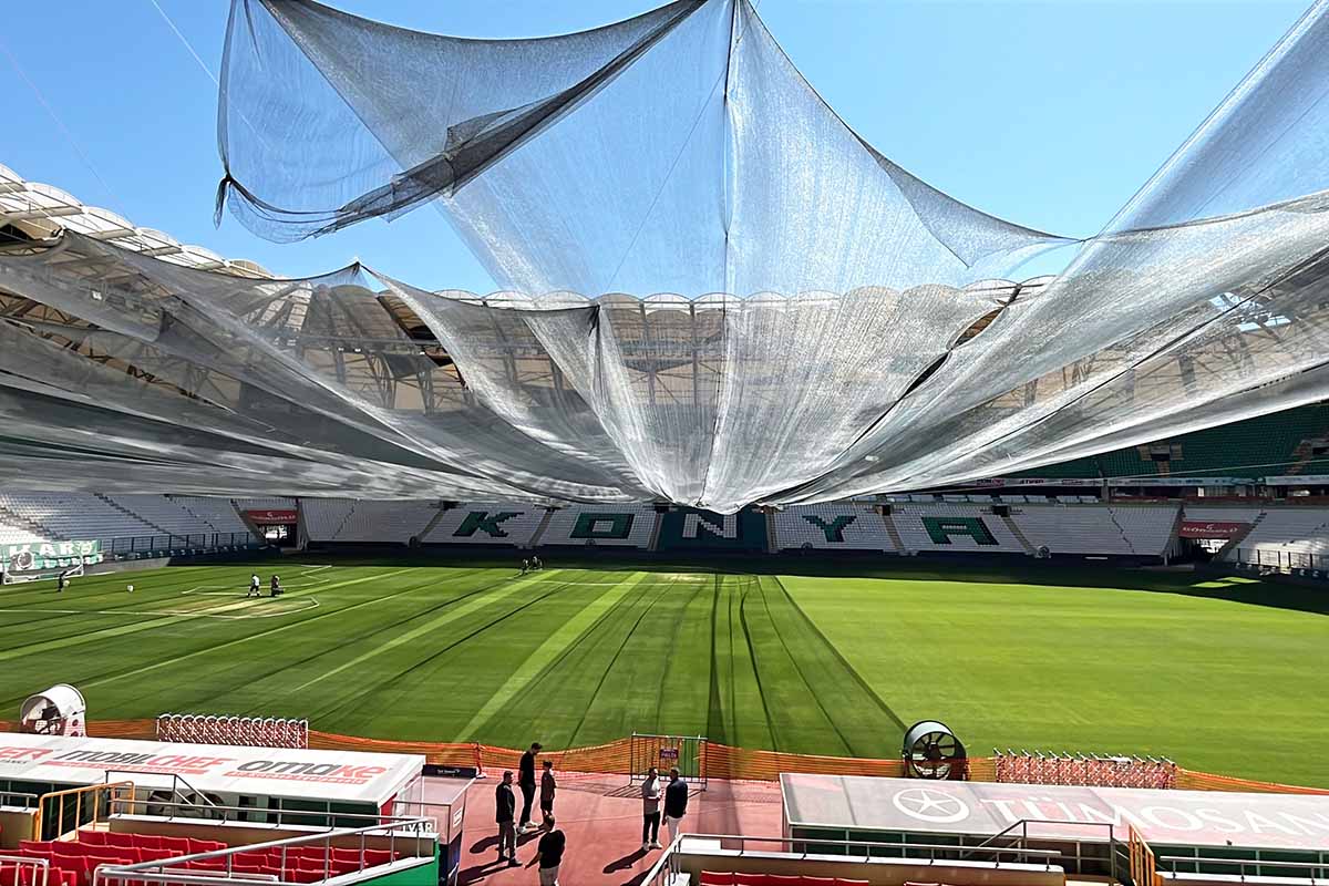 Konya Büyükşehir Stadyumu, Türkiye-İspanya maçına hazırlanıyor