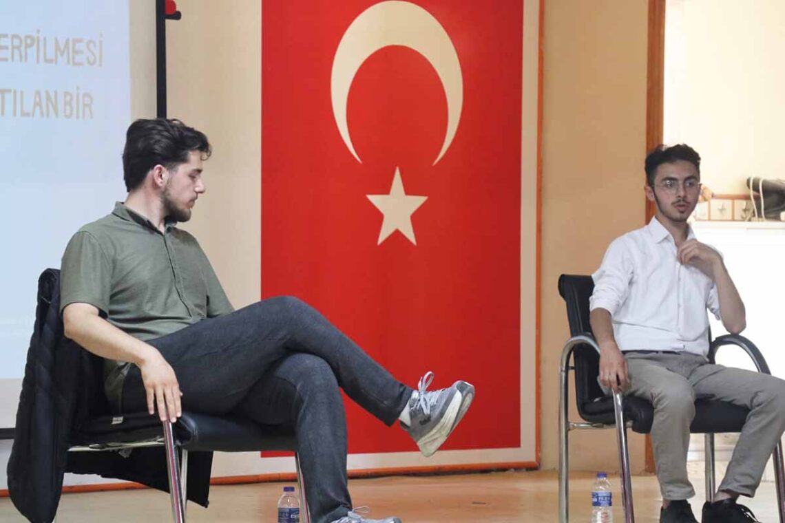 (Fotoğraf: Şehit Mehmet Lütfi Gülşen Anadolu İmam Hatip Lisesi)