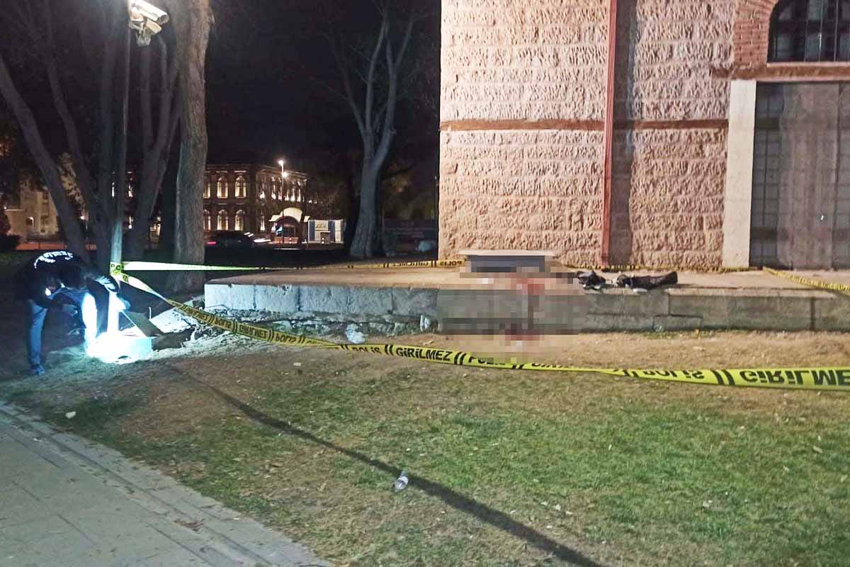 Konya’da iki grup arasında bıçaklı kavga: 17 yaşındaki çocuk öldü