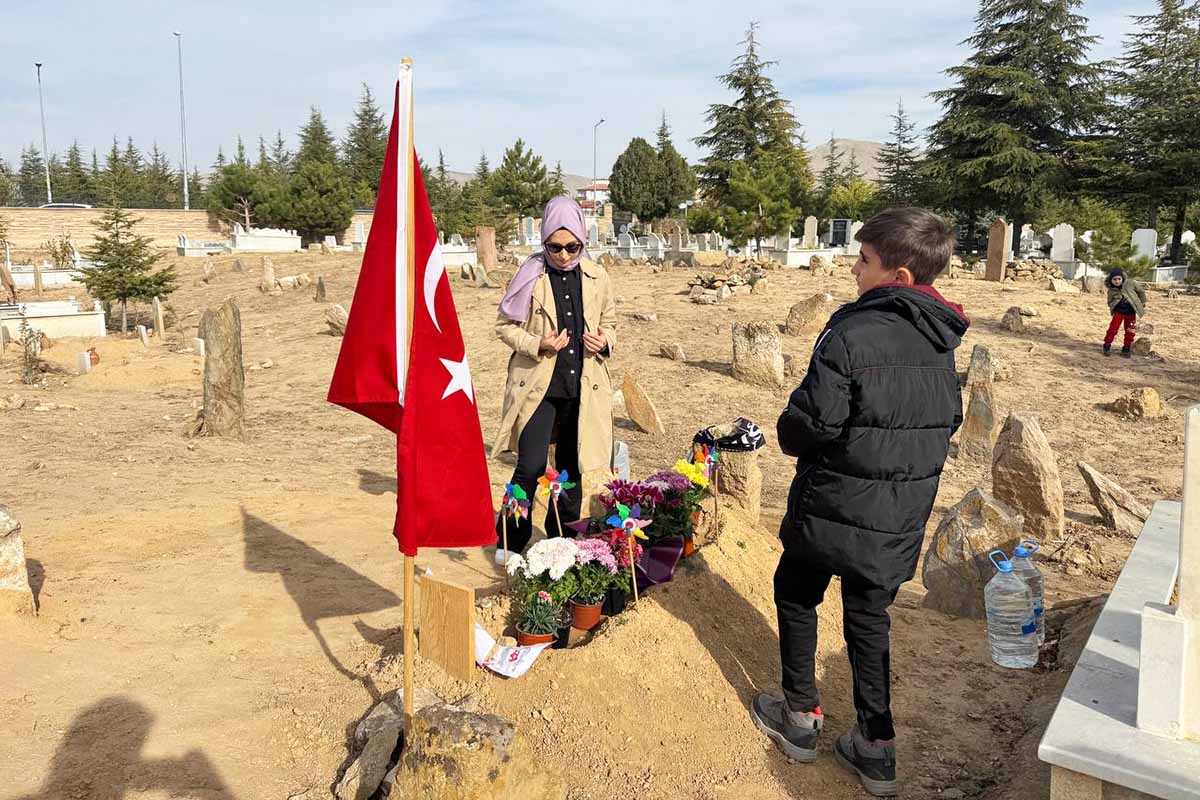 Kazada ölen Mevlüt öğretmenin ailesinin hüzünlü ‘Öğretmenler Günü’