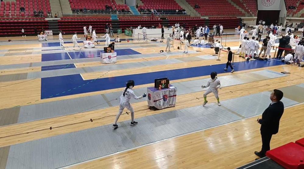 Konya’da düzenlenen U10 Epe Türkiye Kupası müsabakalarında Elazığlı sporcu Elif Reyyan Kaya, Türkiye şampiyonu oldu.