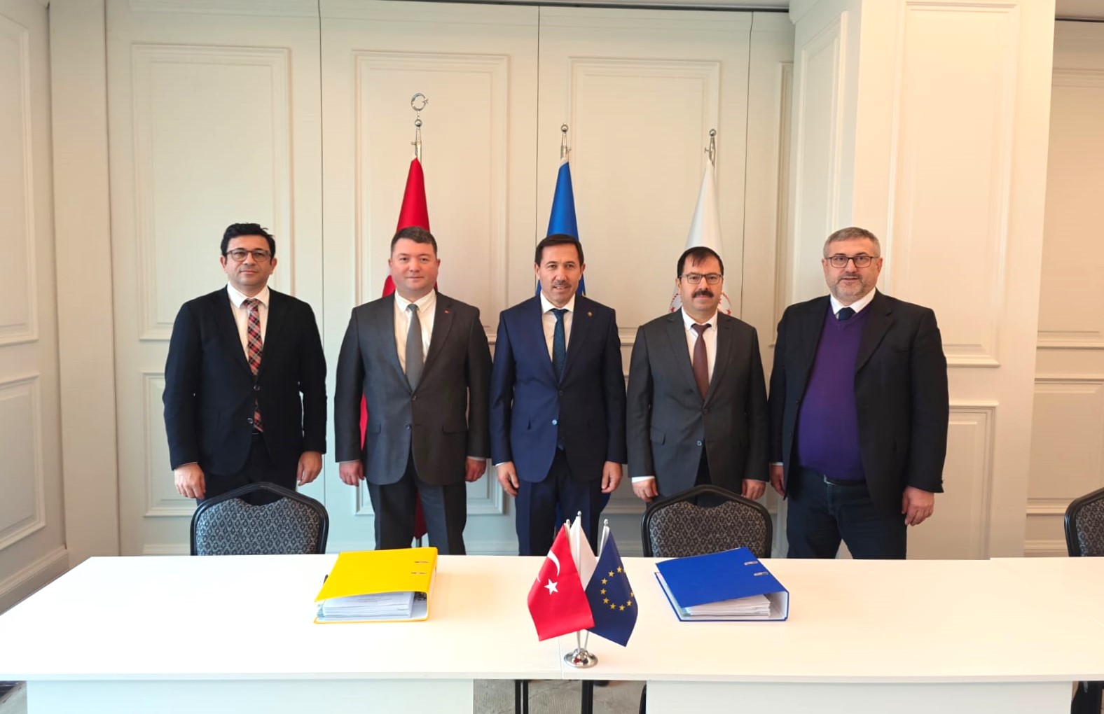 Karatay’da AB destekli “Dirençli Karatay” projesi imzalandı. Karatay Belediyesi öncülüğünde yürütülecek proje ile kuraklık ve obruk risklerinin etkileri azaltılacak.