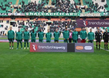 Trendyol Süper Lig: Konyaspor – Eyüpspor ilk yarı 0-0