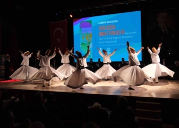 Akşehir Belediyesi’nden sema gösterili gece