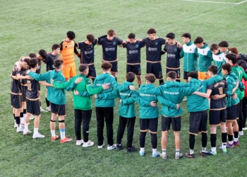 Karatay Belediyespor U16 Futbol Takımı Konya şampiyonu