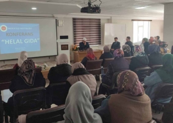 Konya’nın Bozkır ilçesinde helal gıda konferansı düzenlendi