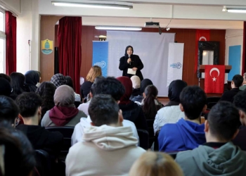Karatay Gençlik Meclisi’nden kariyer günleri programı