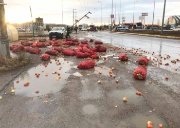 Ereğli’de tır ile kamyonet çarpıştı: 1 yaralı
