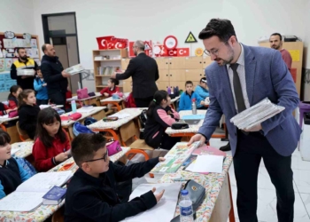Karatay Belediyesi’nden Uluslararası Sıfır Atık Günü’nde öğrencilere kitap seti