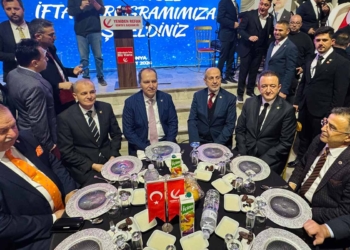 Bektaş, Yeniden Refah Partisi iftar programına katıldı
