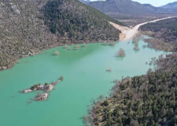 Antalya–Konya yolunda 4 kilometre sular altında