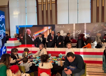 Altay, Konya Bilim Merkezi ile Cumhurbaşkanlığı Külliyesi’nde çocuklarla buluştu