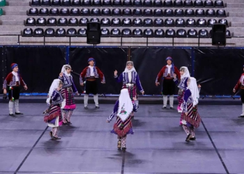 Akşehir Atatürk Ortaokulu, Okul Sporları Halk Oyunları Yıldızlar Grup Şampiyonasında birinci oldu