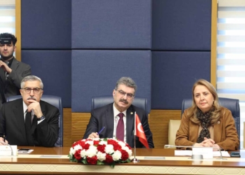 Erdem’den KKTC heyetine Gazi Meclis’te ev sahipliği