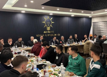 Konya’da spor ve basın camiası AK Parti’nin iftarında buluştu