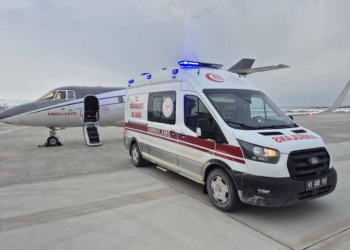 3 Aylık bebek uçak ambulansla Van’dan Konya’ya nakledildi