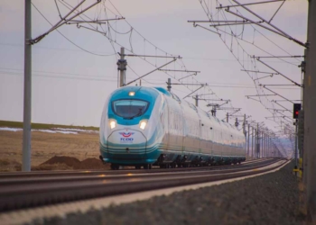 Ankara-Konya YHT hattında günlük 3 bin 665 yolcu