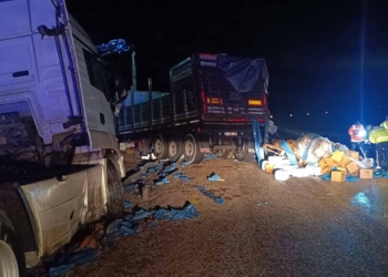 Akseki–Seydişehir yolunda zirai gübre yüklü tır devrildi: 1 yaralı