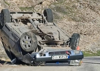 Halkapınar’da araç takla atarak ters döndü