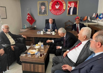 Zafer Partisi Konya’da Ümit Özdağ eşliğinde yeni hizmet binasını açtı