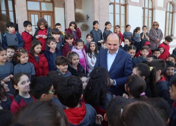 Uğur İbrahim Altay, Taş Bina’da öğrencilerle buluştu