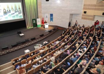 Karatay’da Aile Akademisi yoğun katılımla sürüyor