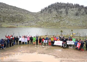 Keykubad Yolu’nda bahar yürüyüşü doğaseverleri buluşturdu