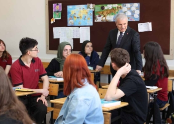 Akın’dan Karatay Fen Lisesi’ne ziyaret