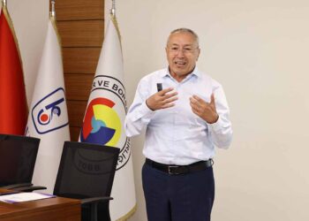 Konya’da kritik konferans: Orta Doğu’daki çatışmaların ekonomiye etkisi masaya yatırıldı