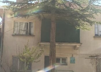 Konya’da 3 yaşındaki çocuk pencereden düşerek yaralandı