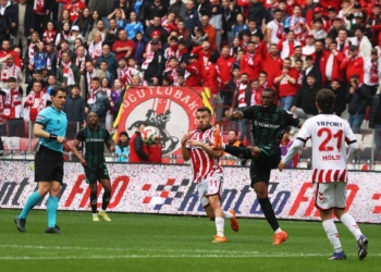 Konyaspor’dan Samsun deplasmanında kritik 1 puan