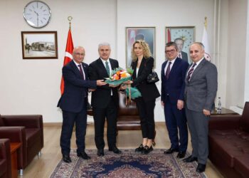 TÜİK heyetinden Vali İbrahim Akın’a 100. yıl ziyareti
