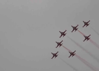 Konya’da 23 Nisan coşkusu gökyüzüne taşındı