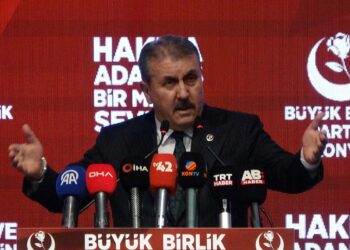 Destici’den Konya’da sert eleştiriler: “Yolsuzluk yapanlar pişkinlik içinde”