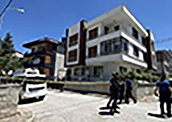 Konya’da aile faciası: Tartıştığı anne babasını öldürdü