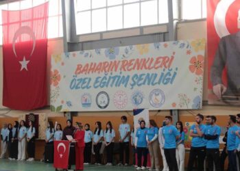 Karapınar’da özel öğrenciler baharı şenlikle karşıladı