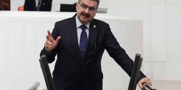 Erdem: Akşehir Gölü kıyı sorunları çözüme kavuştu