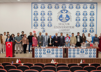 Almanya’daki Türklerin kültürel dönüşümü Selçuk Üniversitesi panelinde ele alındı
