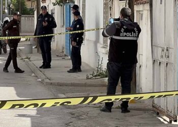 Konya’da husumet kavgaya dönüştü: Genç kafasından vuruldu