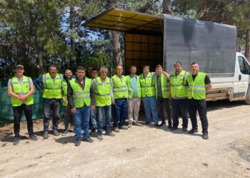 Akören Belediyesinden Anneler Günü’ne özel çiçekli kutlama